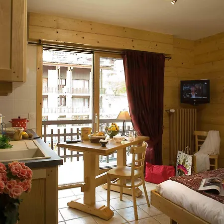 Studio Montagnard Au Coeur Du Grand-Bornand - Acces Bien-Etre Et Proximite Pistes - Fr-1-467-30 Le Grand-Bornand Exterior photo
